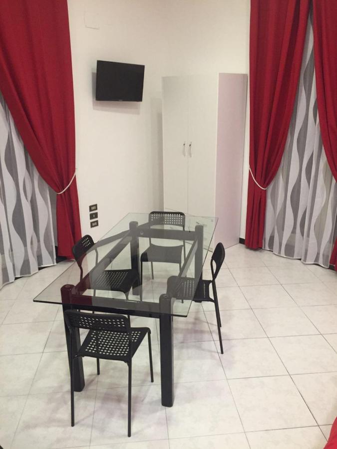 Heart Of Naples Apartment Luaran gambar