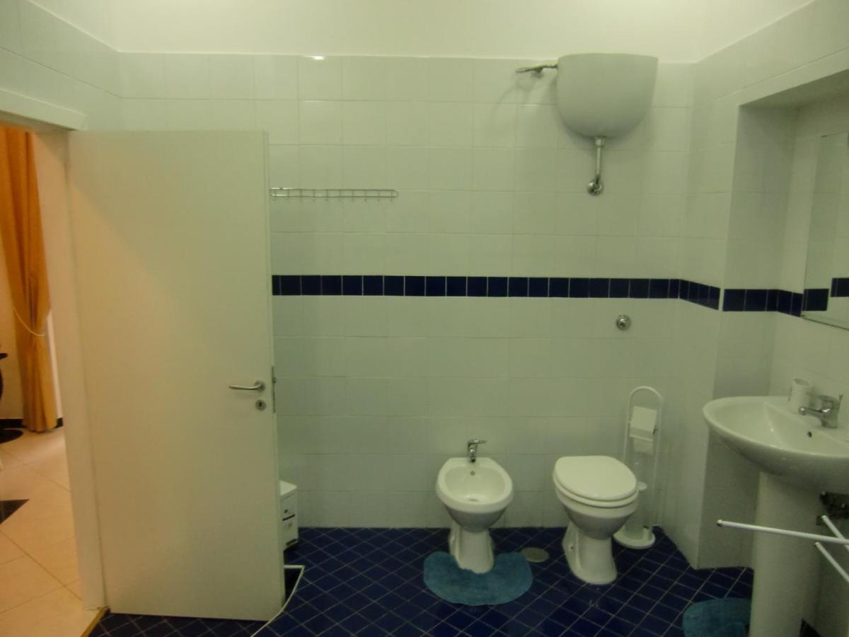 Heart Of Naples Apartment Luaran gambar