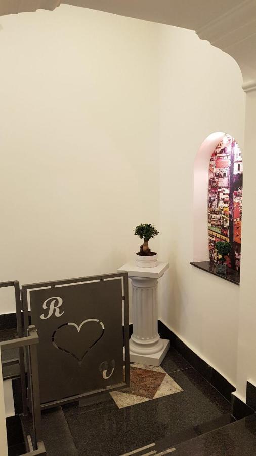Heart Of Naples Apartment Luaran gambar